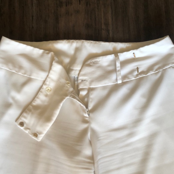Plus size white pants - Picture 4 of 10